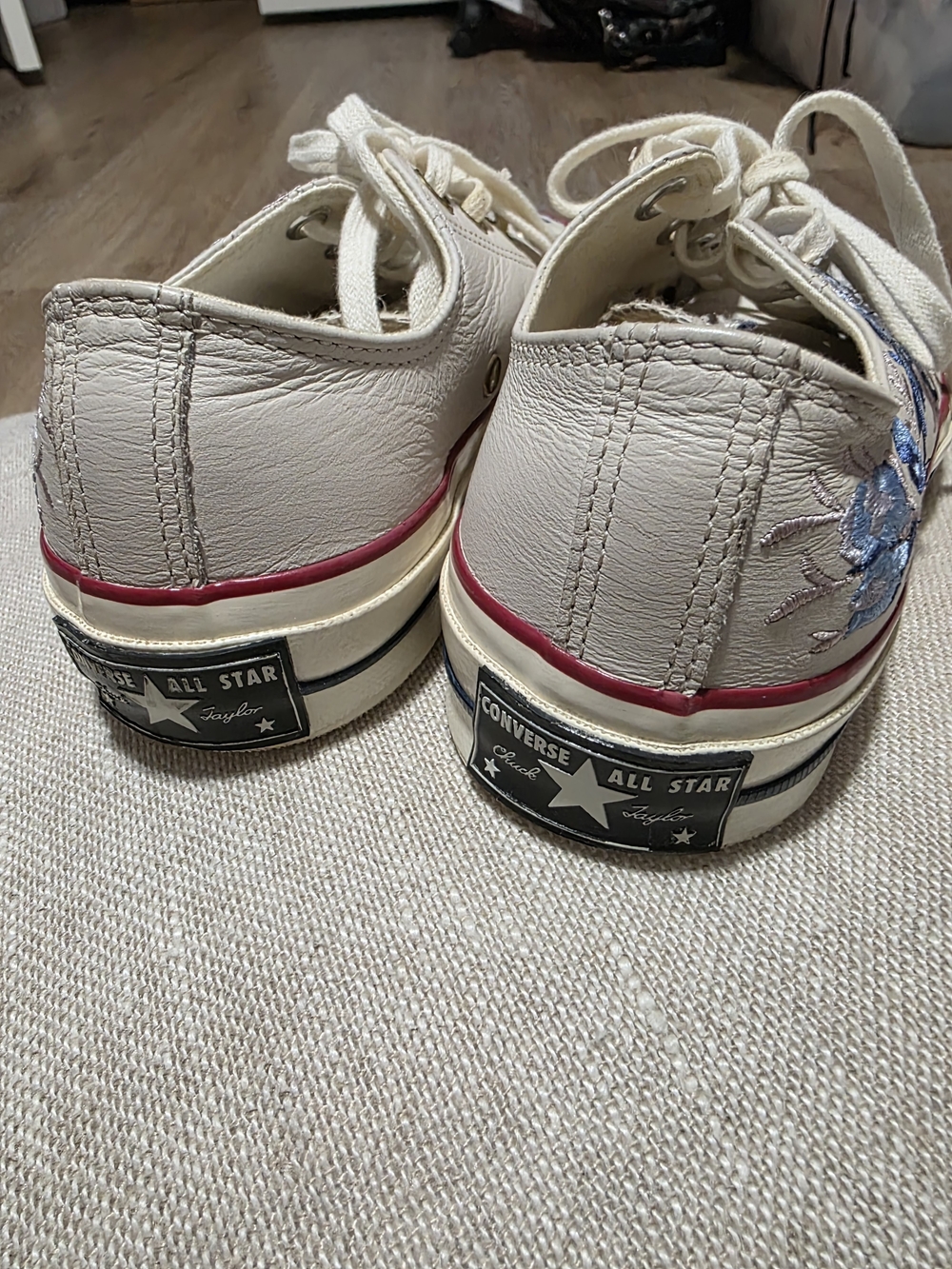 Converse Chuck Taylor Floral Embroidered Leather Low-Top Sneakers - Picture 4 of 8